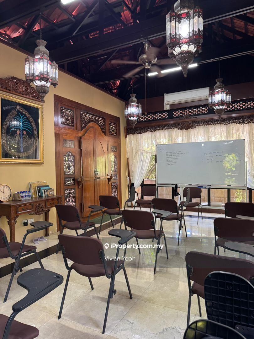 Bungalow House for Sale in Bukit Rahman Putra, Sungai Buloh by Vivian Yeoh - iProperty.com.my