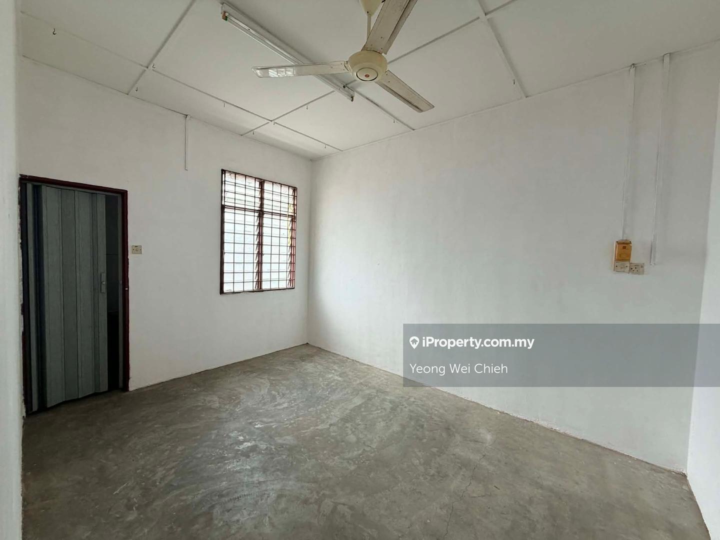 Rumah Berangkai 2 Tingkat untuk Dijual di Taman Malim Jaya, Melaka City oleh Yeong Wei Chieh - iProperty.com.my