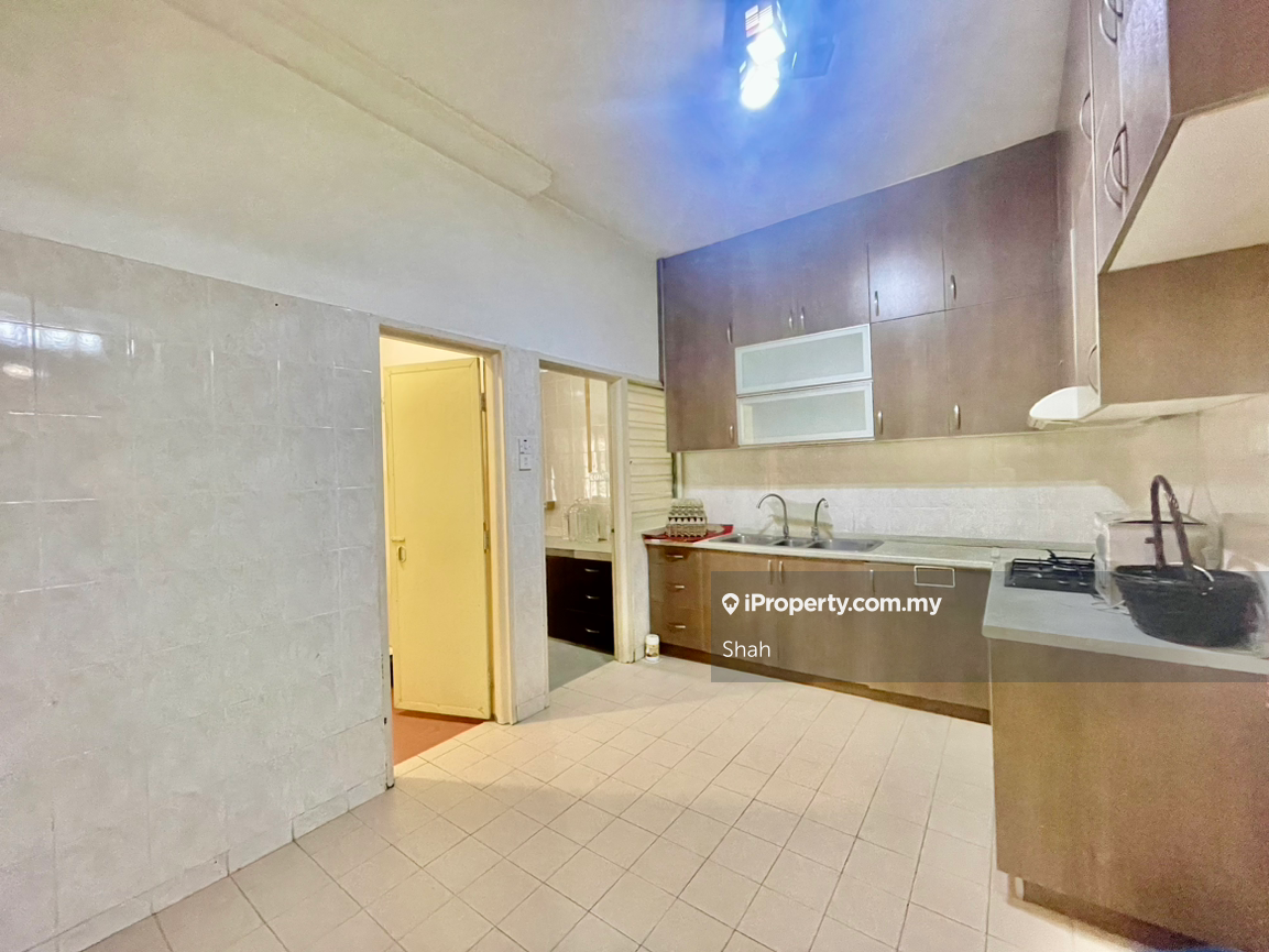 Rumah Berangkai 2 Tingkat untuk Dijual di Kelana Jaya, Petaling Jaya oleh Shah - iProperty.com.my