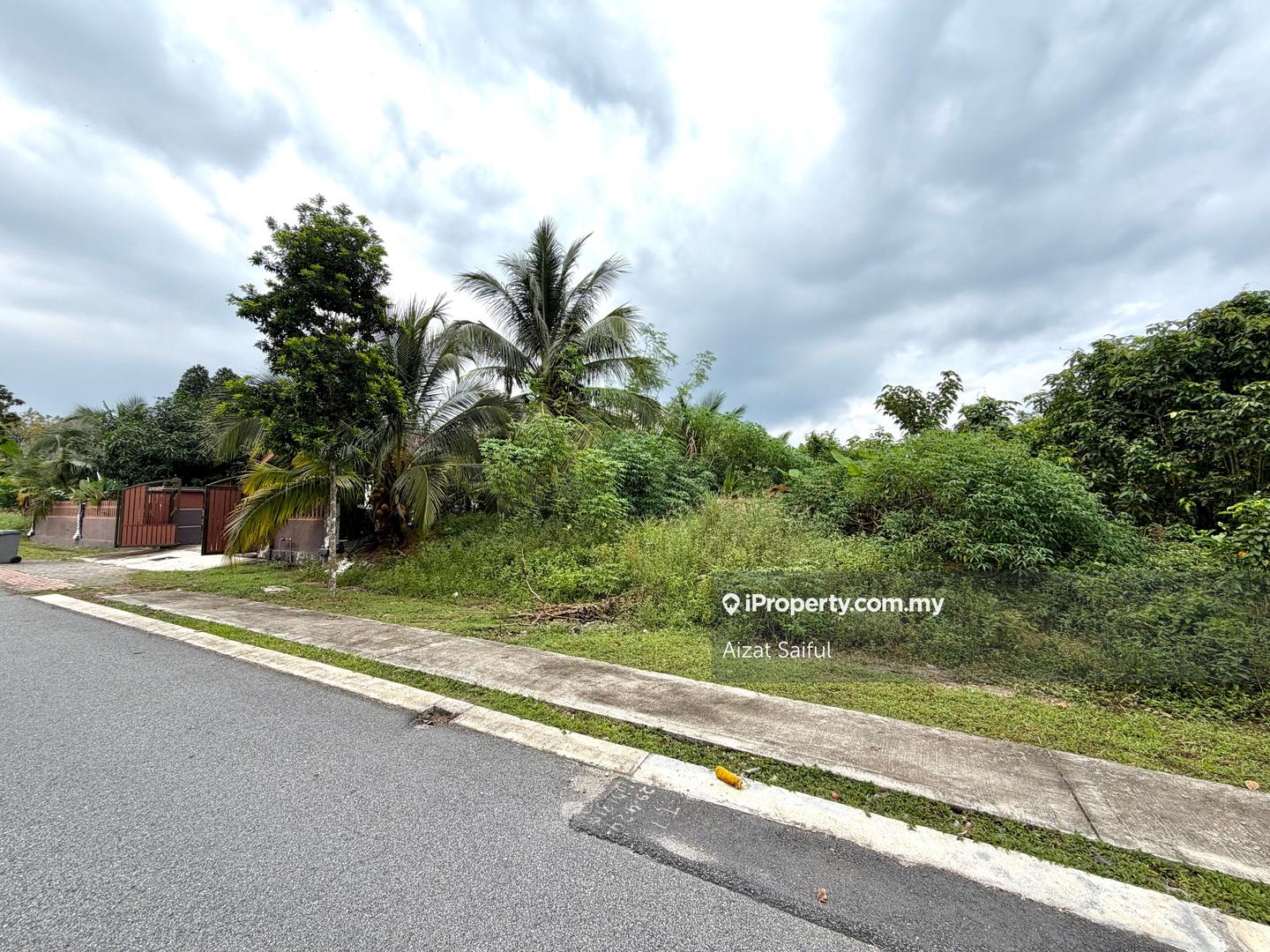 Residential Land for Sale in Bayu Lakehomes, Mantin by Aizat Saiful - iProperty.com.my