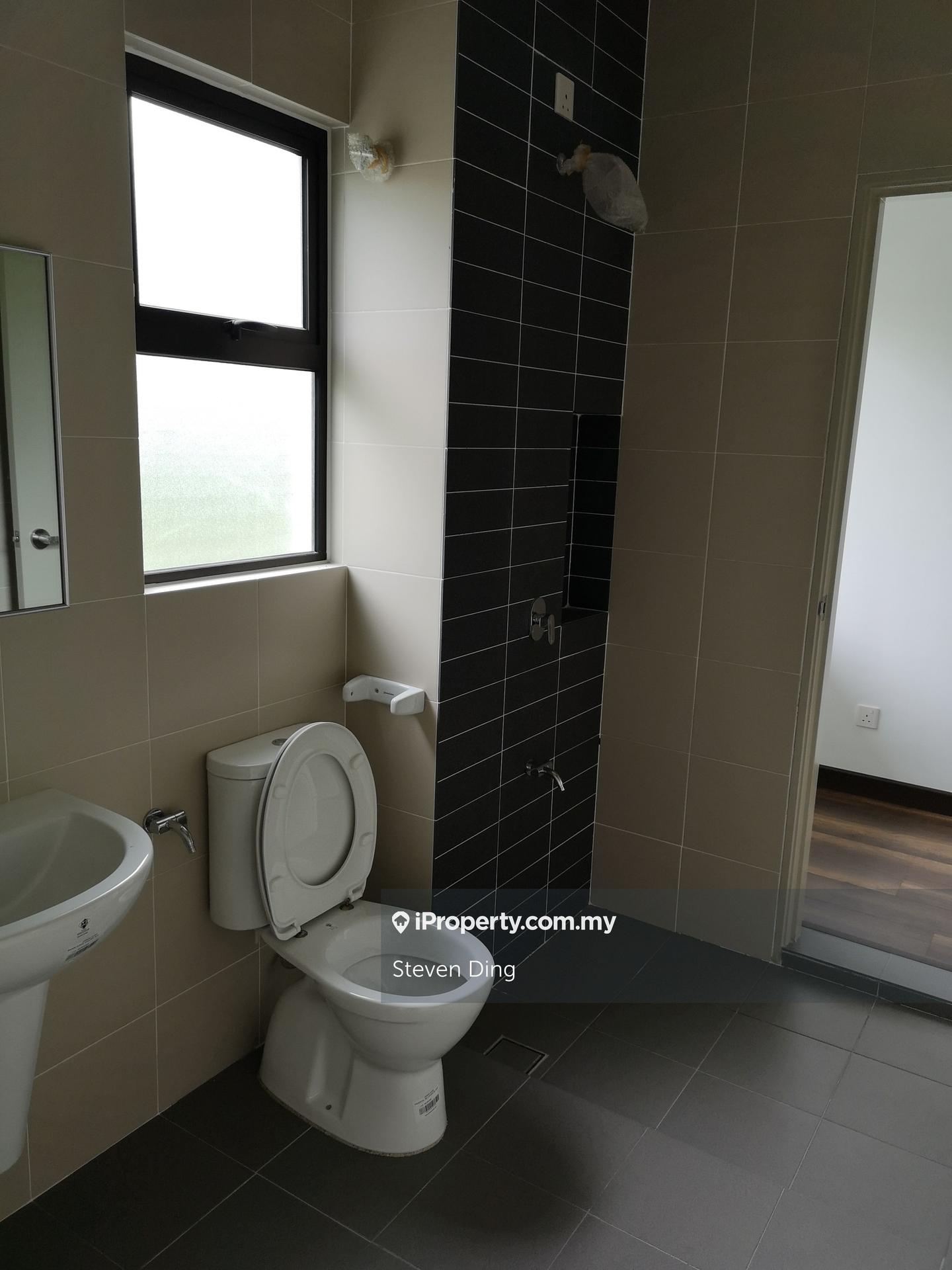 Rumah Berangkai 2 Tingkat untuk Dijual di Bandar Bukit Raja, Klang oleh Steven Ding - iProperty.com.my