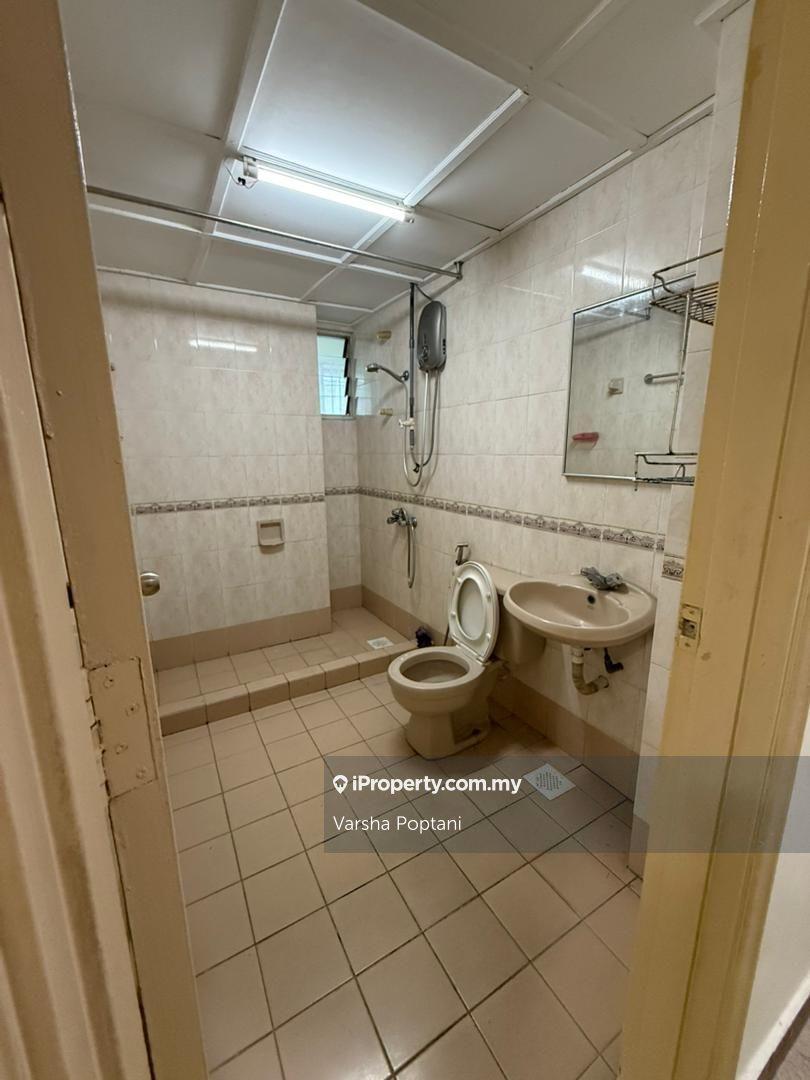 Condominium for Sale in Villa Scott by Varsha Poptani - iProperty.com.my