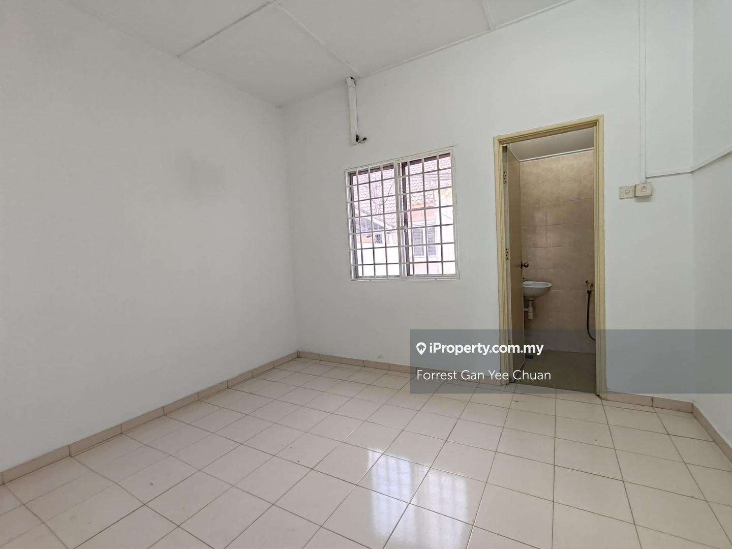 Rumah Berangkai 2 Tingkat untuk Dijual di Bandar Bukit Tinggi, Klang oleh Forrest Gan Yee Chuan - iProperty.com.my