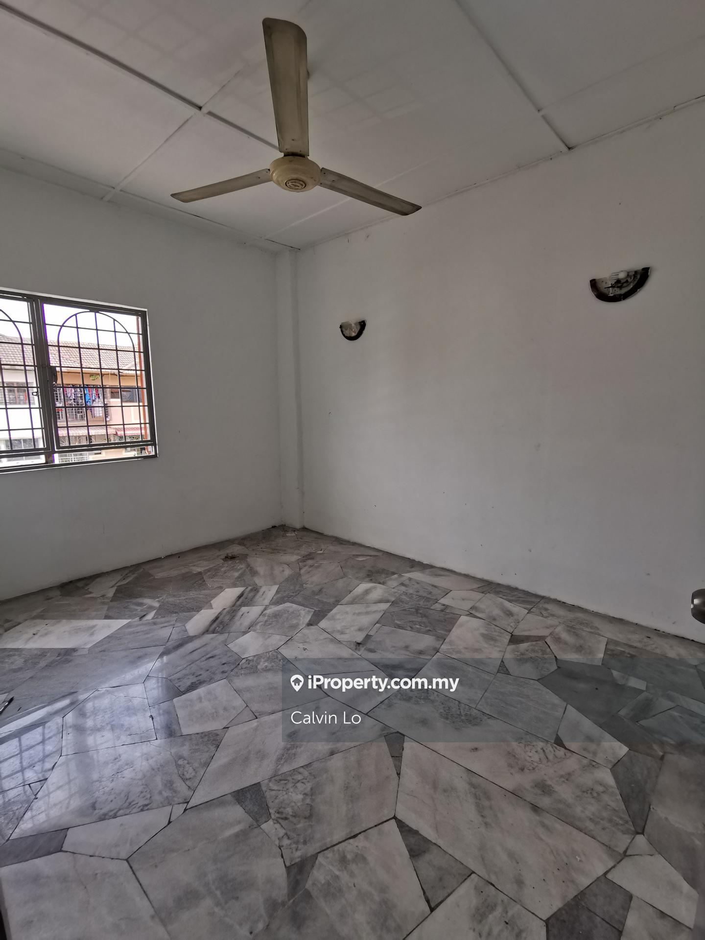 Apartment for Rent in Sri Anggerik 2 by Calvin Lo - iProperty.com.my