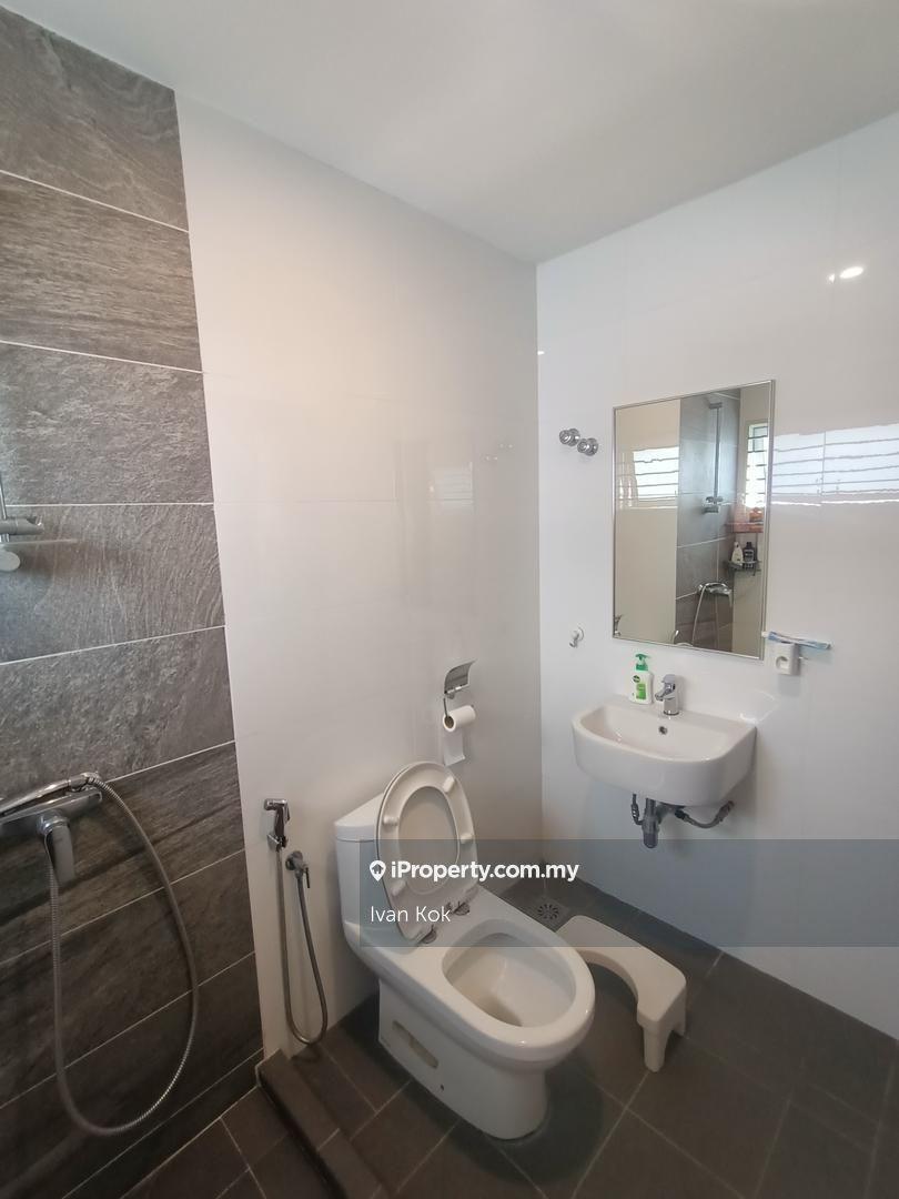 Rumah Berkembar untuk Dijual di SS 21, Damansara Utama, Petaling Jaya oleh Ivan Kok - iProperty.com.my