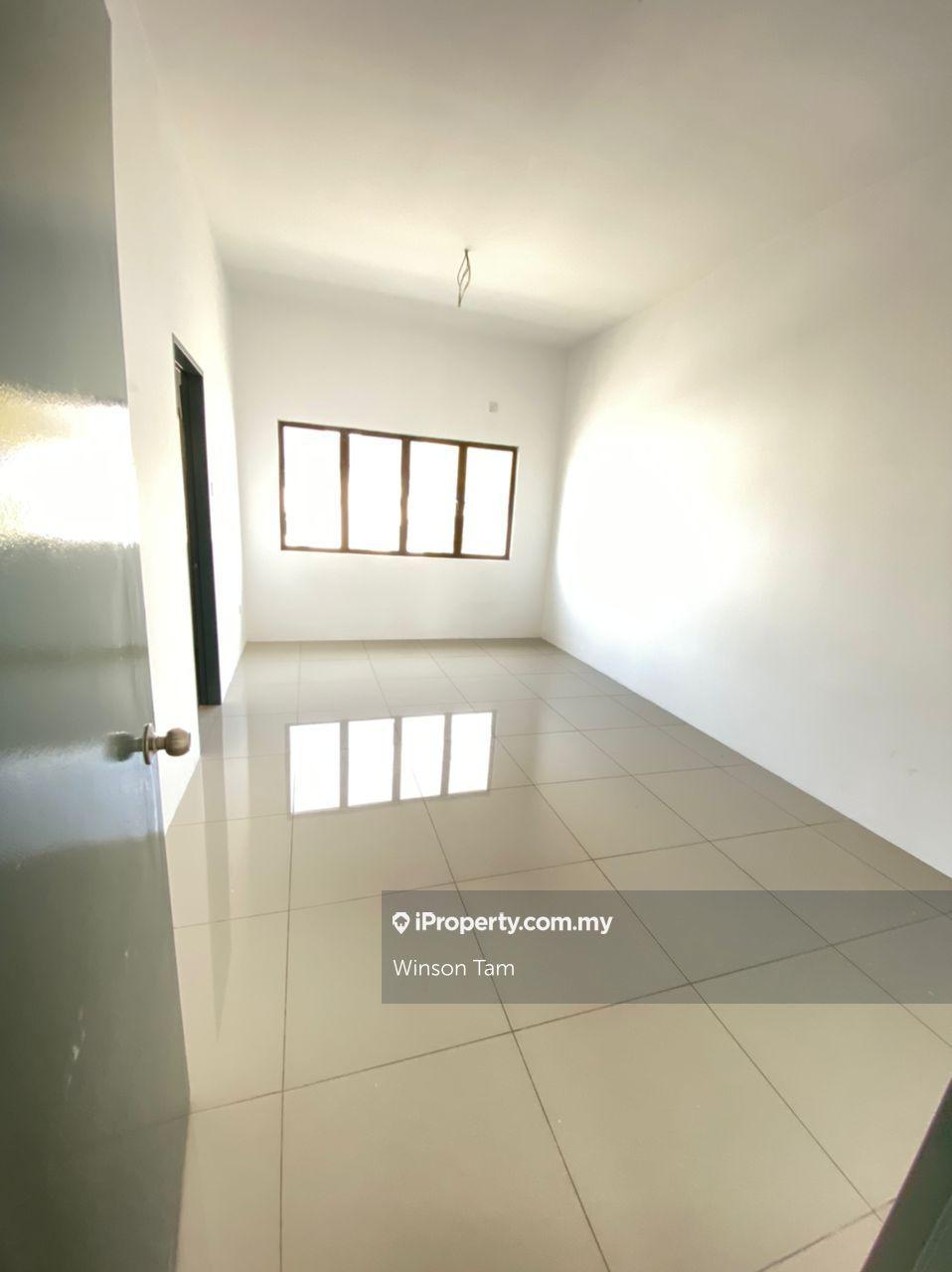 Rumah Berkembar untuk Dijual di Taman Scientex Rawang, Rawang oleh Winson Tam - iProperty.com.my