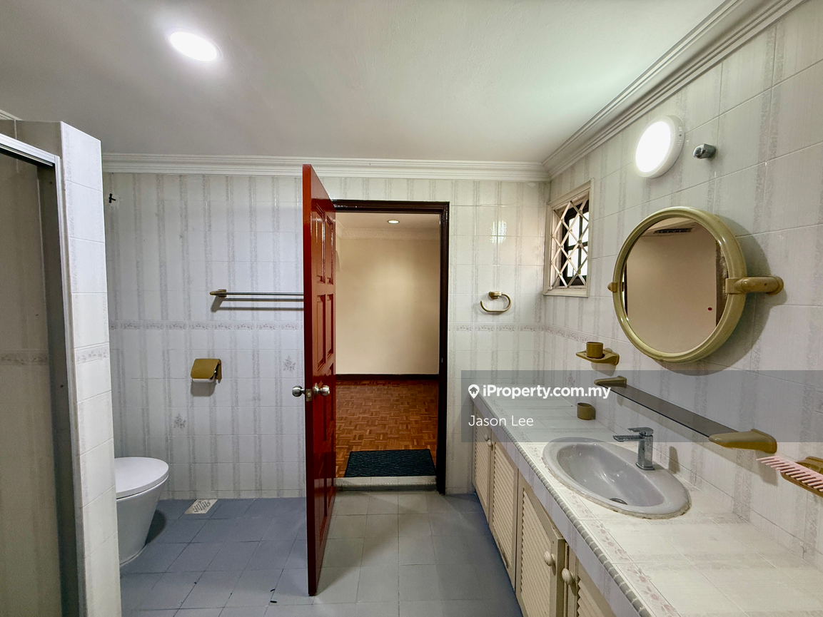 Bungalow House for Sale in Taman Bangsar, Bangsar by Jason Lee - iProperty.com.my