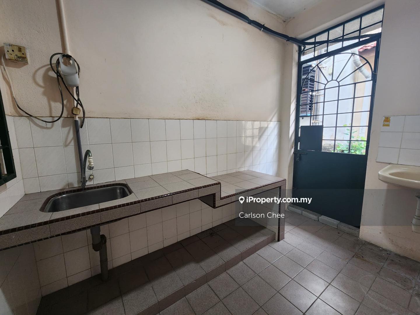 Rumah Teres untuk Dijual di Usj 4, Subang Jaya oleh Carlson Chee - iProperty.com.my