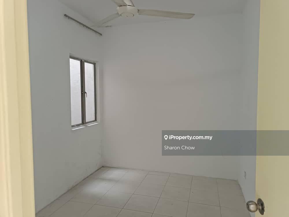 Townhouse for Sale in cqk2l, Puchong by Sharon Chow - iProperty.com.my