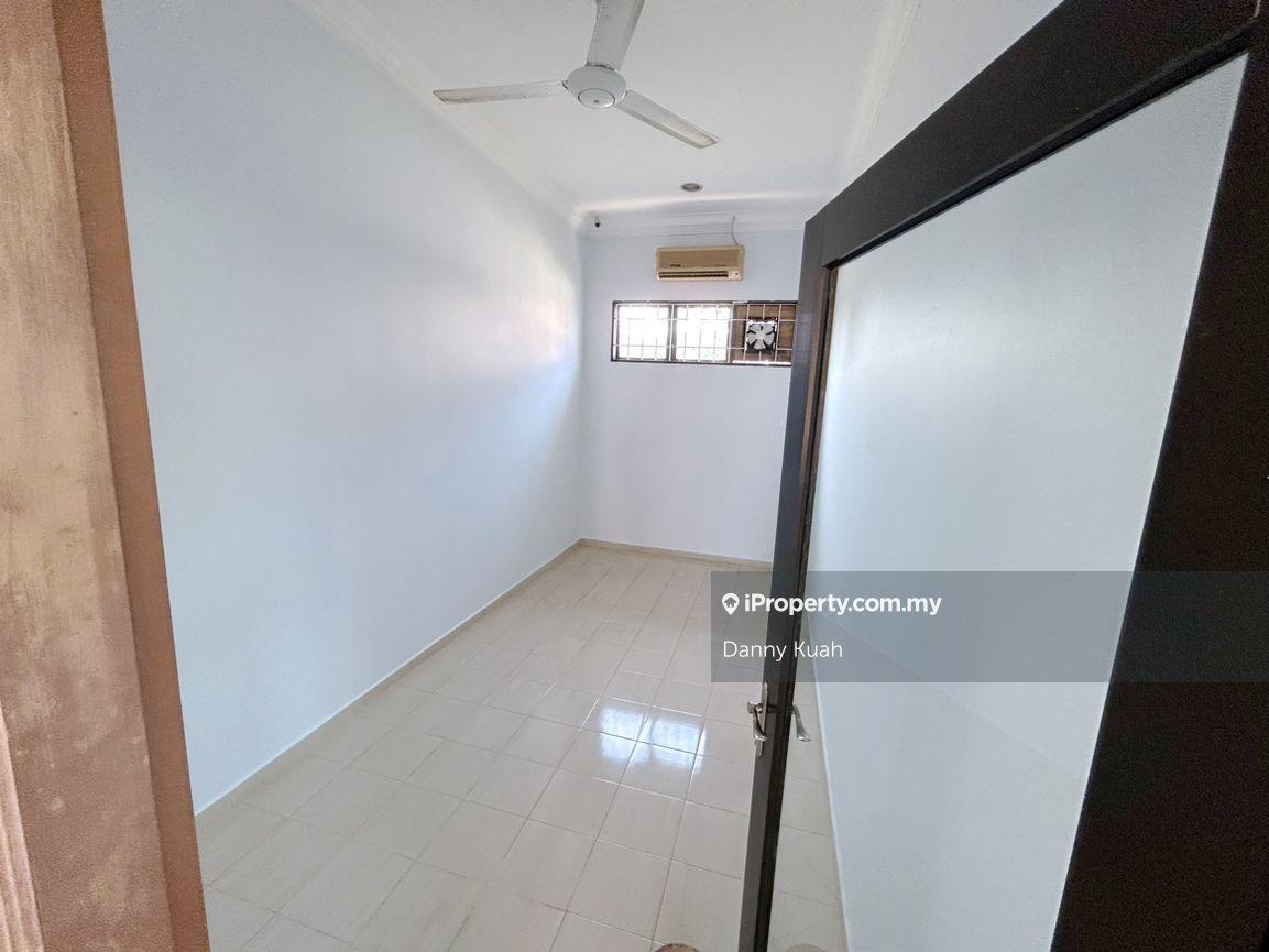 Banglo untuk Dijual di Taman Melaka Perdana, Bukit Katil oleh Danny Kuah - iProperty.com.my