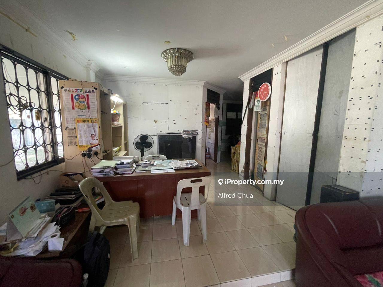 Rumah Berkembar untuk Dijual di Stapok, Kuching oleh Alfred Chua - iProperty.com.my
