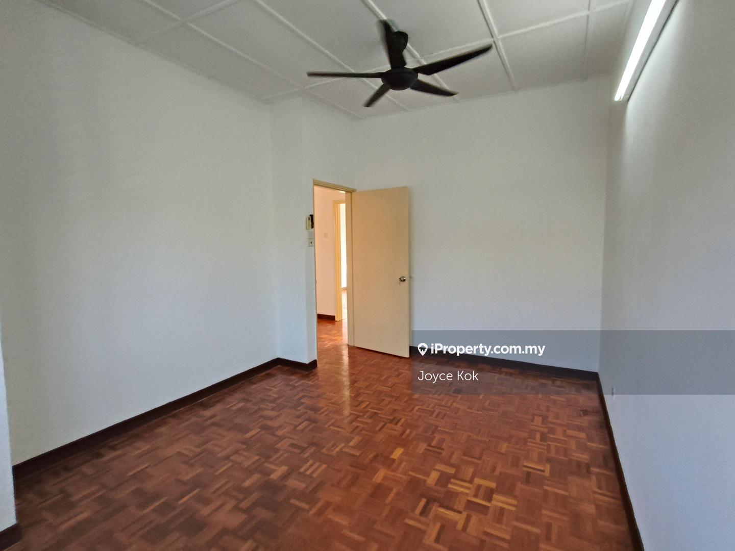 2-storey Terraced House for Sale in Usj 6, Subang Jaya by Joyce Kok - iProperty.com.my