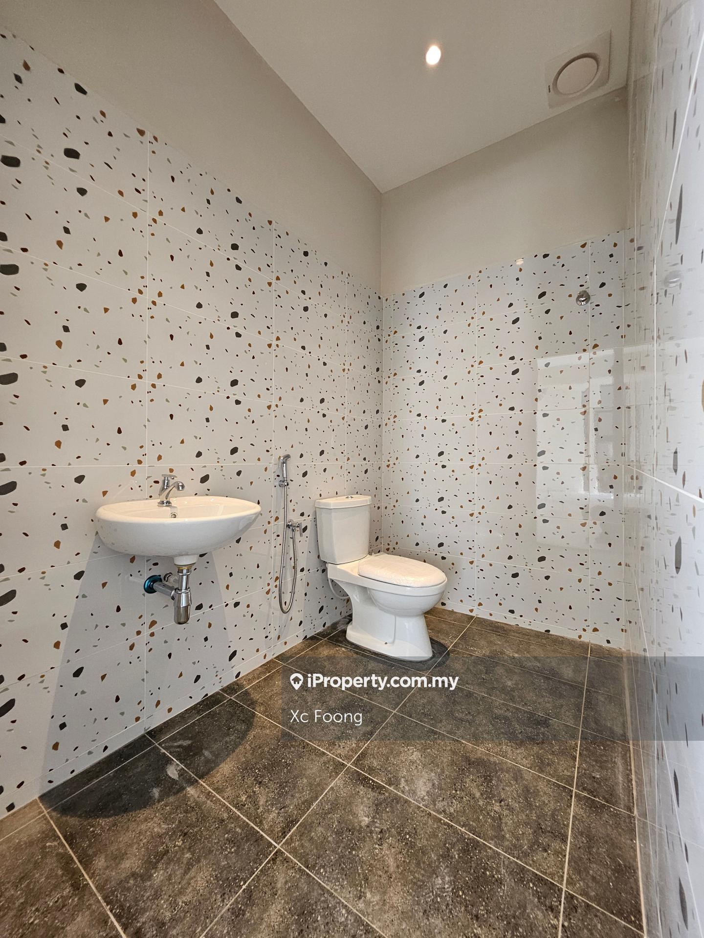 Semi-D Factory for Sale in Menglembu New Factory Lahat Silibin Rima Pengkalan, Ipoh by Xc Foong - iProperty.com.my