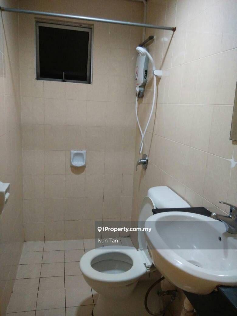 Service Residence for Rent in Dorchester by Ivan Tan - iProperty.com.my