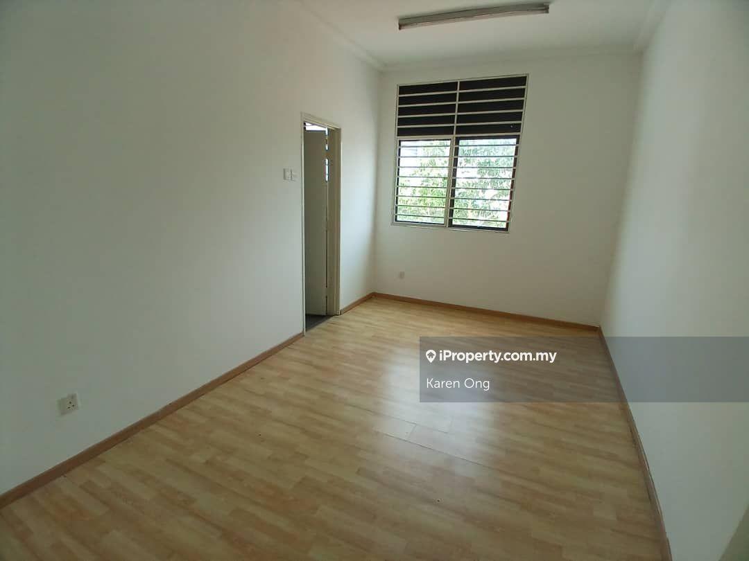 Rumah Teres untuk Disewa di Bandar Bukit Raja, Klang oleh Karen Ong - iProperty.com.my