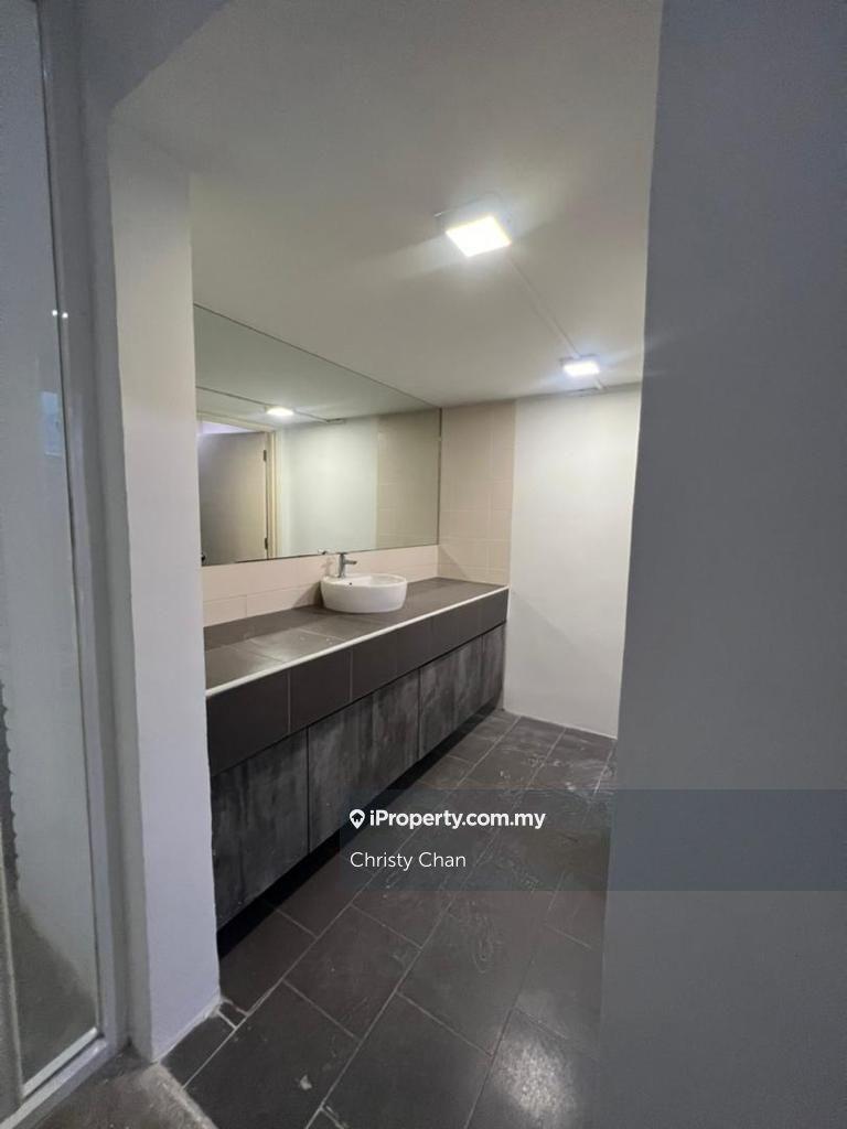 Shop for Sale in seubu, Seri Kembangan by Christy Chan - iProperty.com.my
