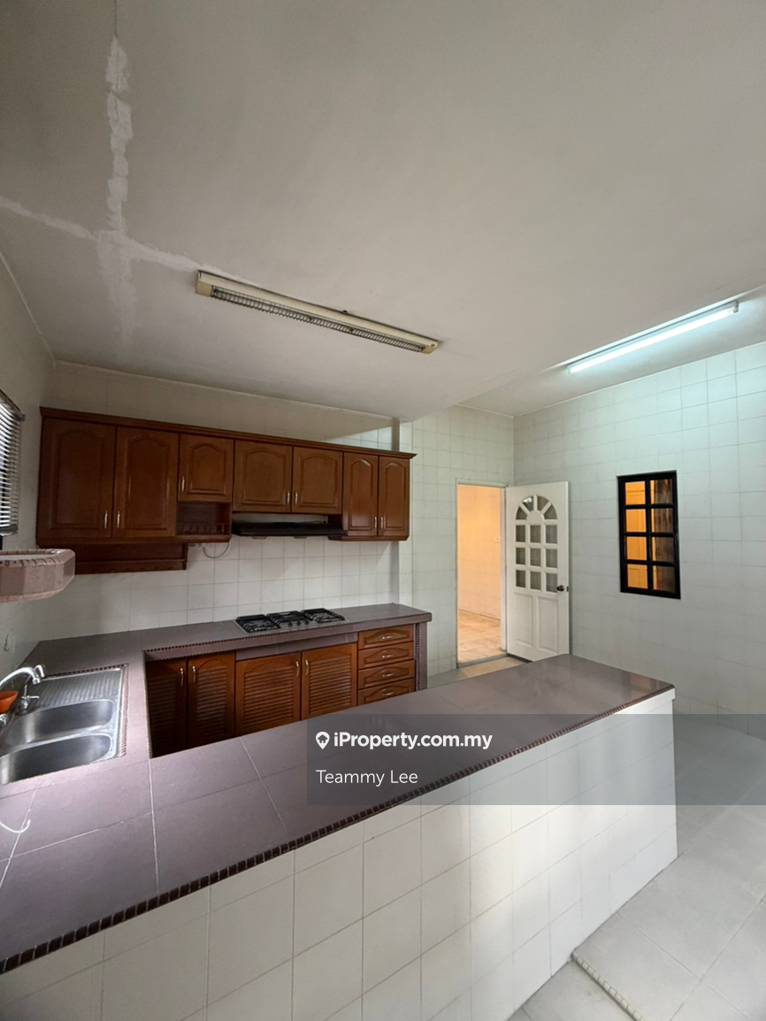Bungalow House for Sale in Sungai Long, Bandar Sungai Long by Teammy Lee - iProperty.com.my