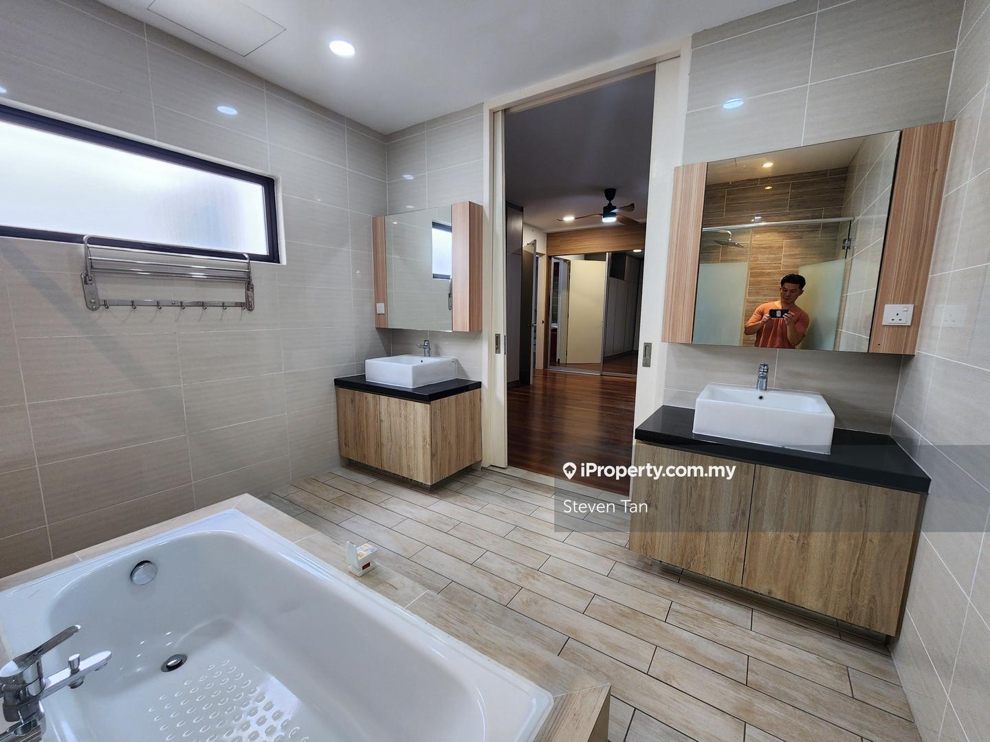 Rumah Berangkai 3 Tingkat untuk Dijual di 16 Sierra, Puchong oleh Steven Tan - iProperty.com.my