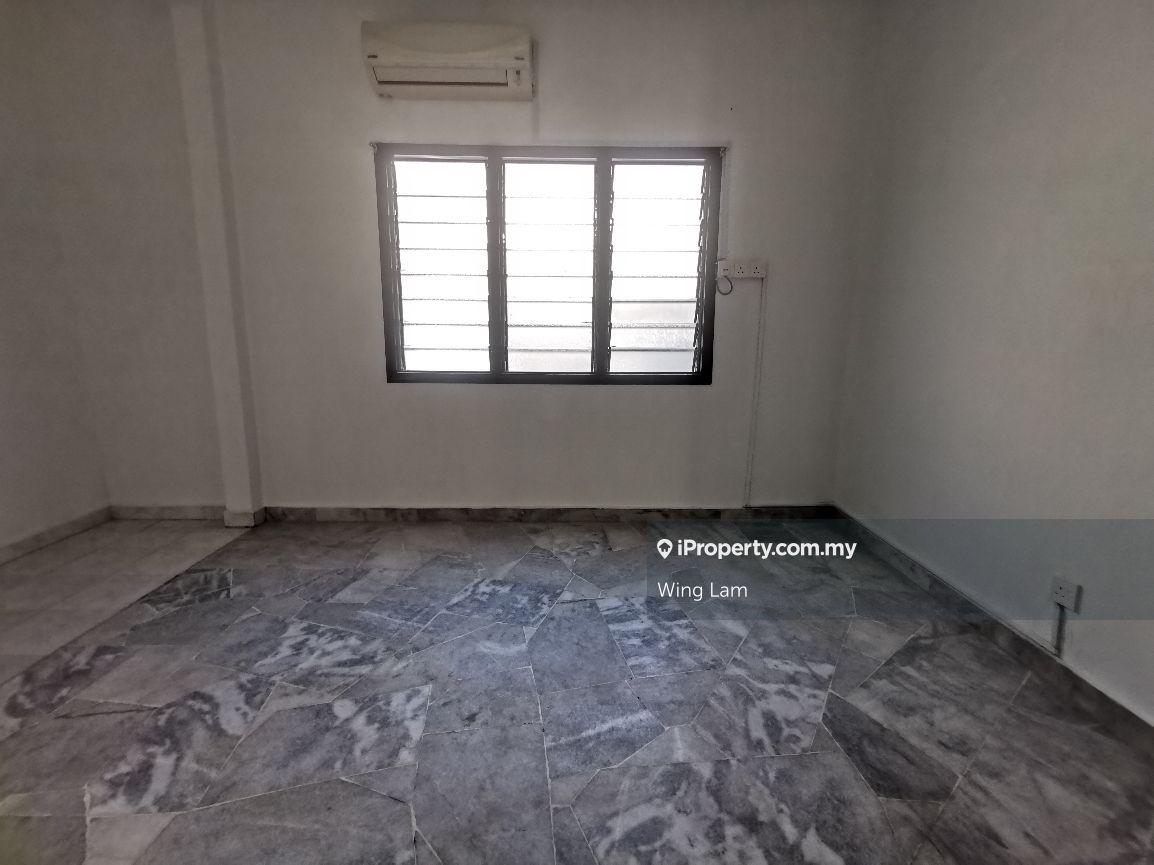 Rumah Berangkai 1.5 Tingkat untuk Disewa di Bandar Baru Sri Petaling, Sri Petaling oleh Wing Lam - iProperty.com.my