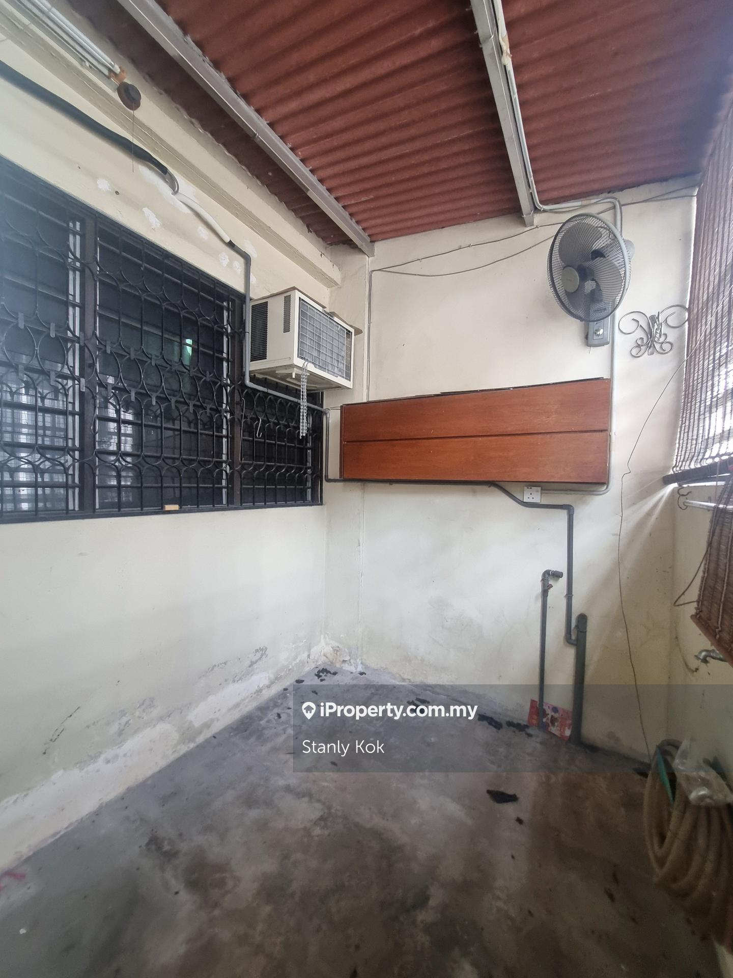 2-storey Terraced House for Sale in Taman Rapat Indah, Ipoh by Stanly Kok - iProperty.com.my