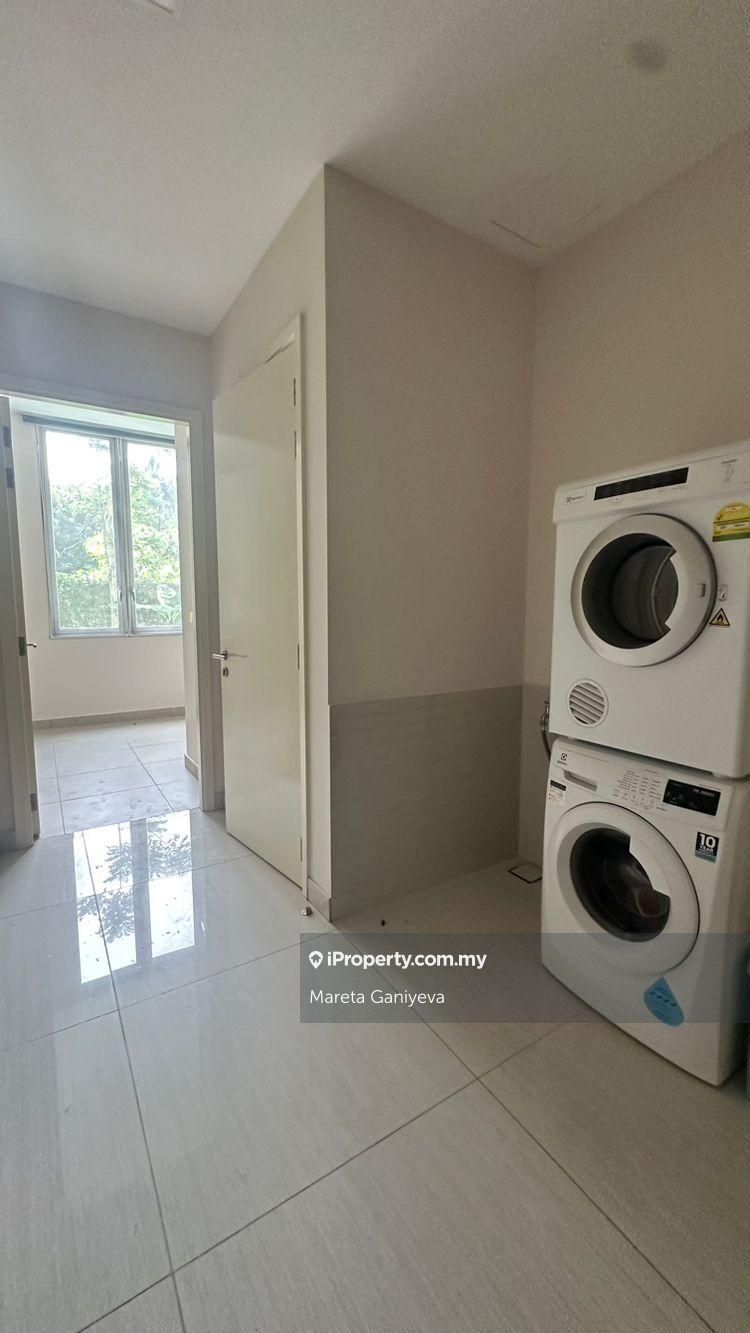 Service Residence for Rent in Brunsfield Residence by Mareta Ganiyeva - iProperty.com.my