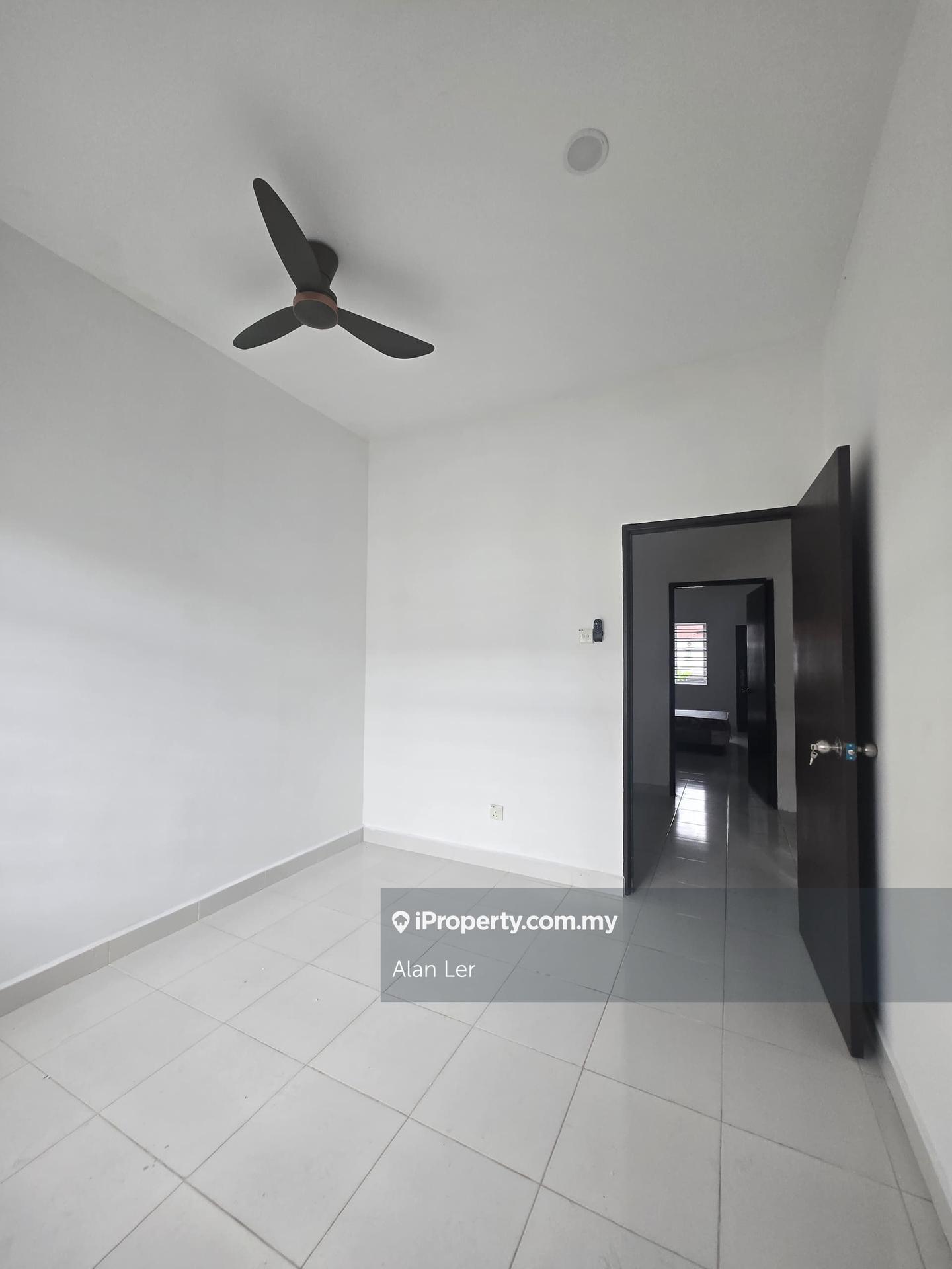 Rumah Berangkai 2 Tingkat untuk Dijual di Nusantara Prima, Gelang Patah oleh Alan Ler - iProperty.com.my