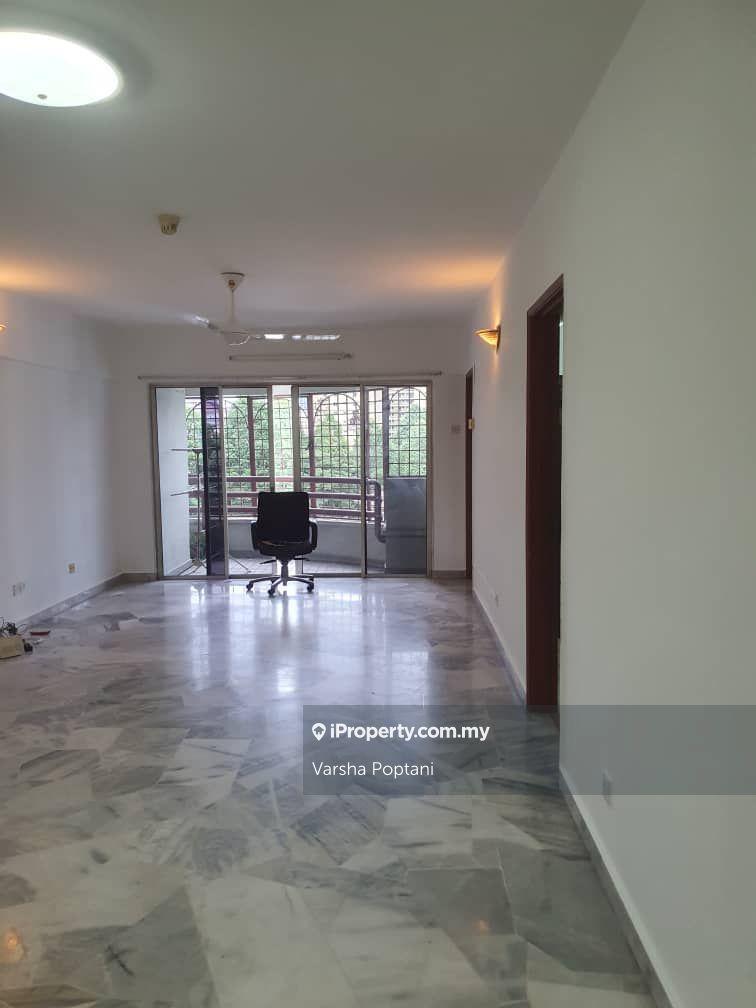 Condominium for Sale in The Pines by Varsha Poptani - iProperty.com.my