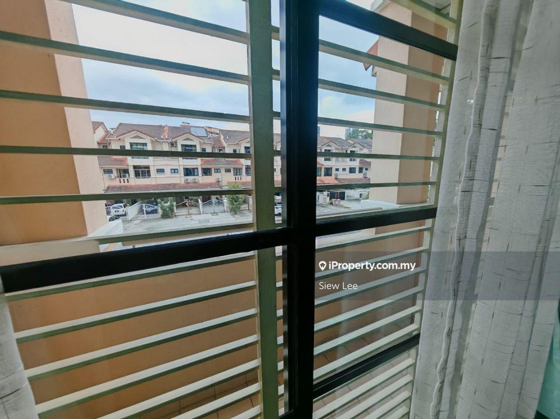 Townhouse for Sale in Sunway Damansara, Kota Damansara by Siew Lee - iProperty.com.my