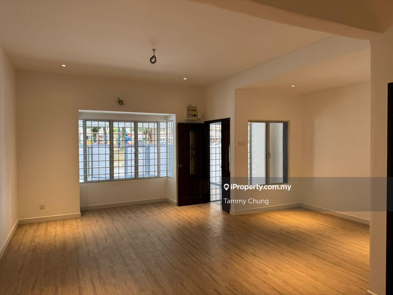 2.5-storey Terraced House for Sale in Taman Kelana Idaman, Ara Damansara by Tammy Chung - iProperty.com.my