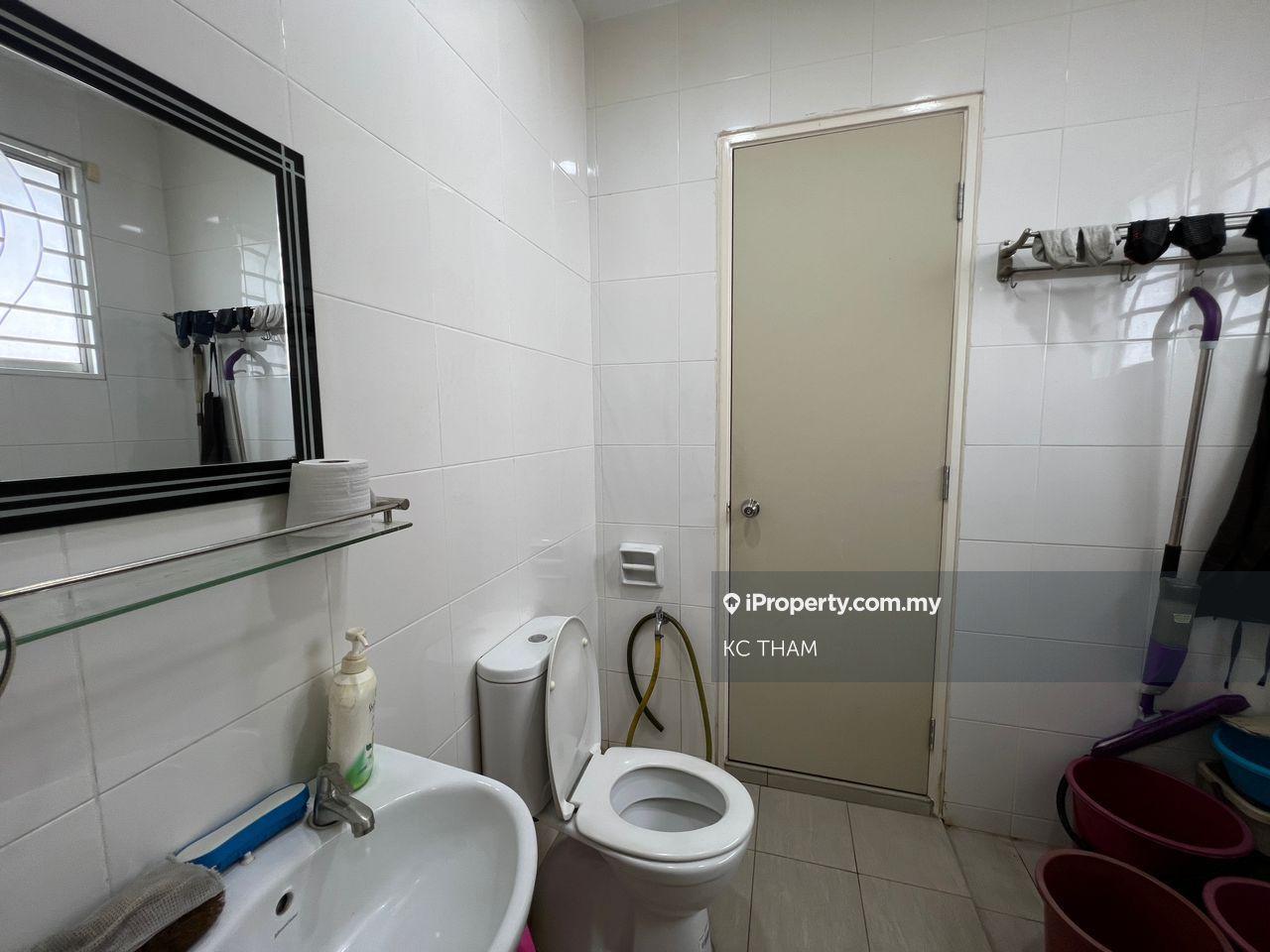 Rumah Berangkai 2 Tingkat untuk Dijual di Ixora Residences @ Bandar Seri Coalfields, Sungai Buloh oleh KC THAM - iProperty.com.my