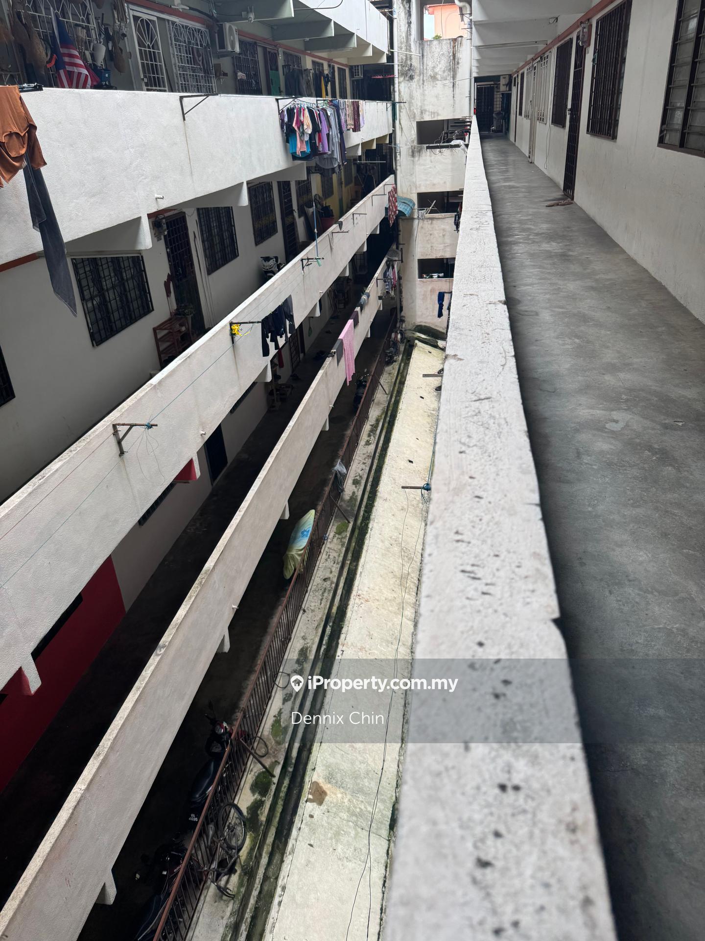 Pangsapuri untuk Dijual di Pangsapuri Baiduri oleh Dennix Chin - iProperty.com.my