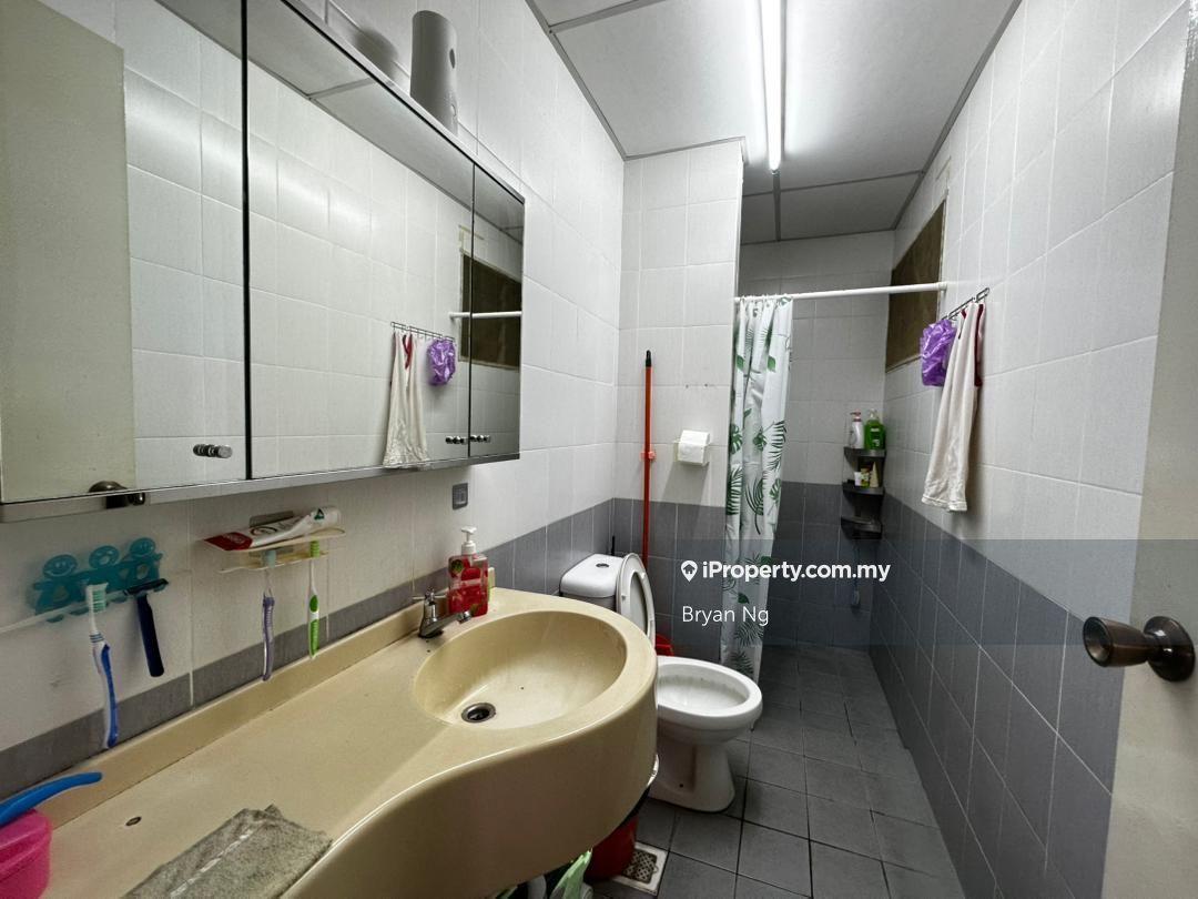 Condominium for Sale in Platinum Lake PV 12 by Bryan Ng - iProperty.com.my