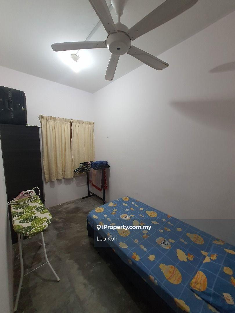 2-storey Terraced House for Sale in Taman Pinggiran Putra, Seri Kembangan by Leo Koh - iProperty.com.my