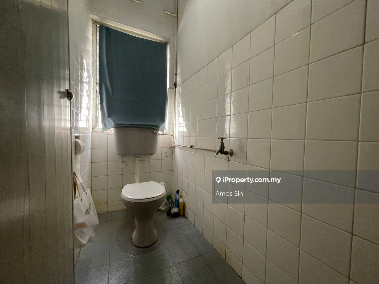 Rumah Berkembar untuk Dijual di Taman Green Lane, Jelutong oleh Amos Sin - iProperty.com.my