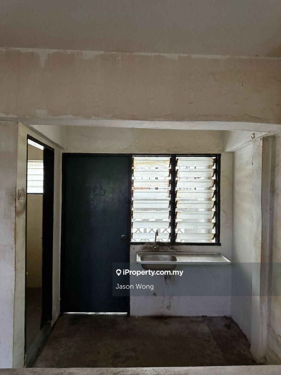 Rumah Pangsa untuk Dijual di Flat Danau Kota oleh Jason Wong - iProperty.com.my