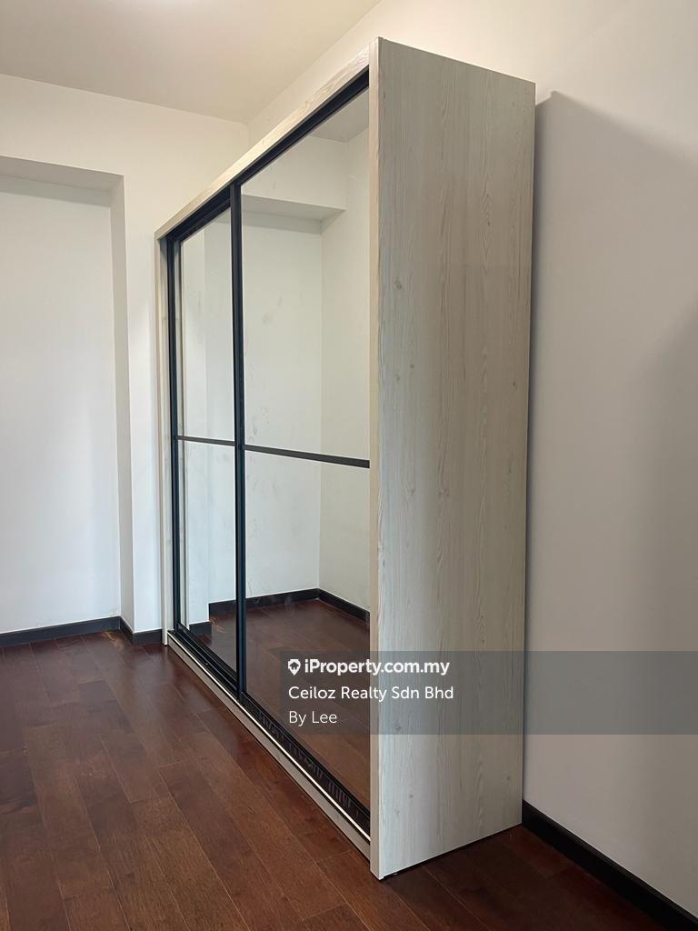 Service Residence for Rent in Molek Regency by By Lee - iProperty.com.my