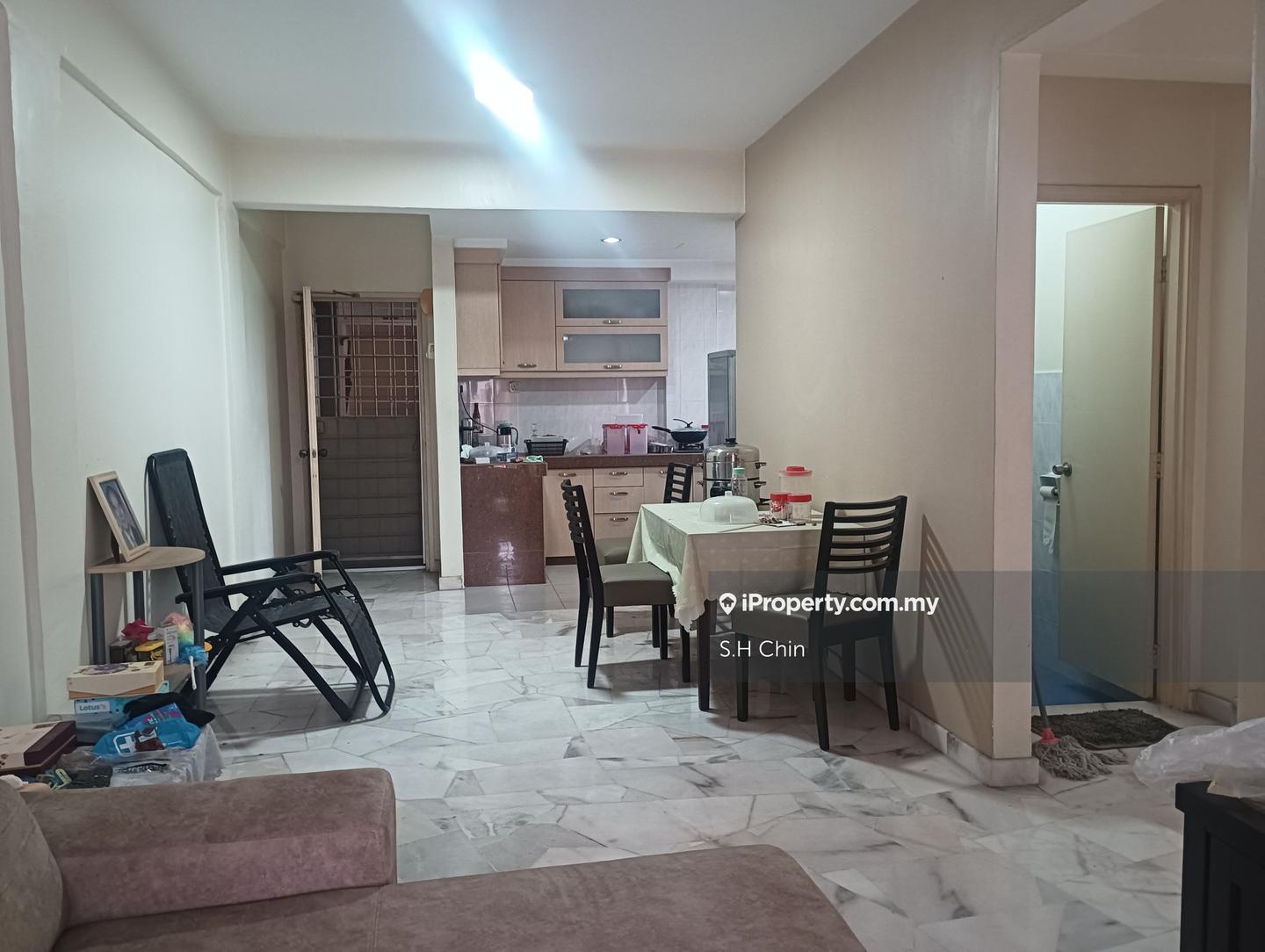 Pangsapuri untuk Dijual di Casa Ria Apartment oleh S.H Chin - iProperty.com.my