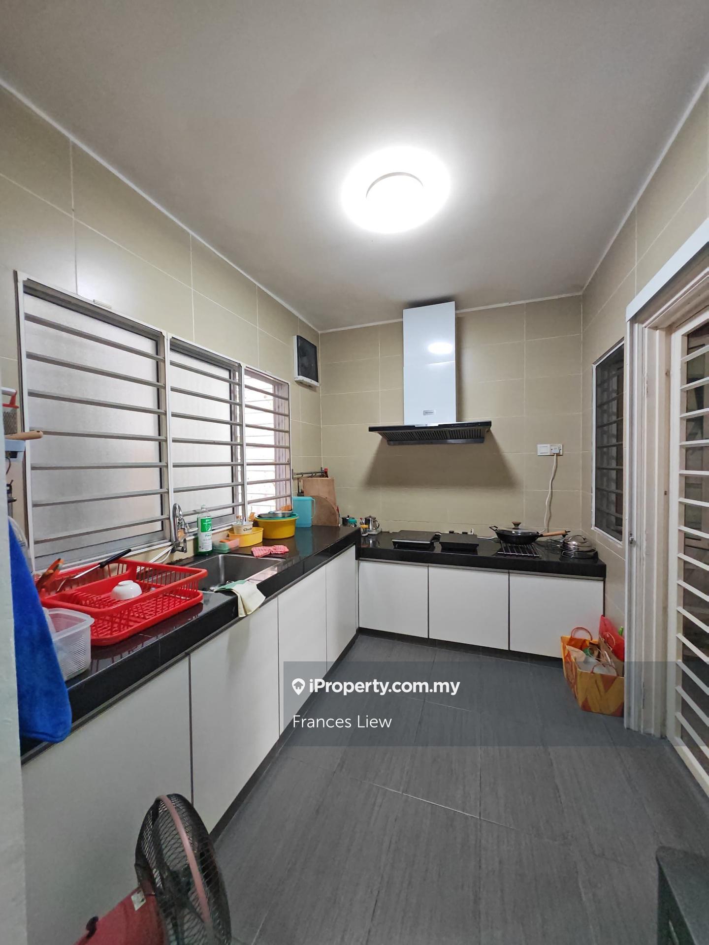 Rumah Berkembar untuk Dijual di Taman Puncak Jalil, Seri Kembangan oleh Frances Liew - iProperty.com.my