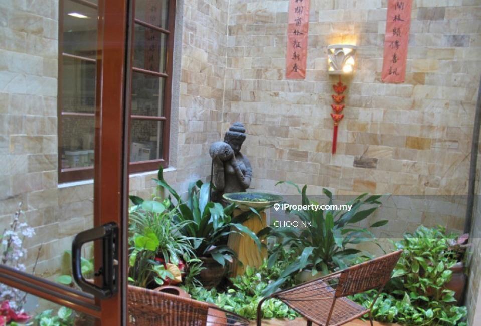 Rumah Berangkai 2 Tingkat untuk Dijual di Bukit Jelutong, Shah Alam oleh CHOO NK - iProperty.com.my