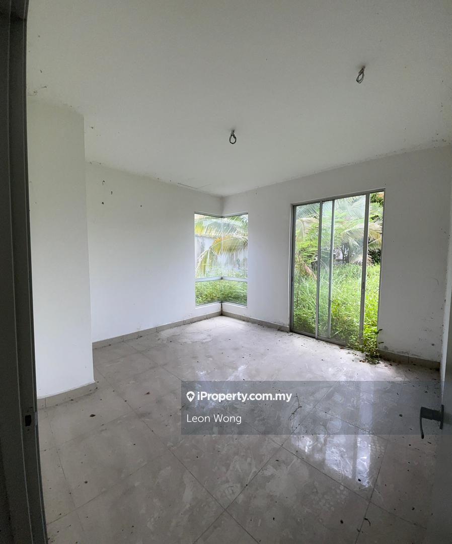 Semi-Detached House for Sale in Taman Anggun, Rawang by Leon Wong - iProperty.com.my