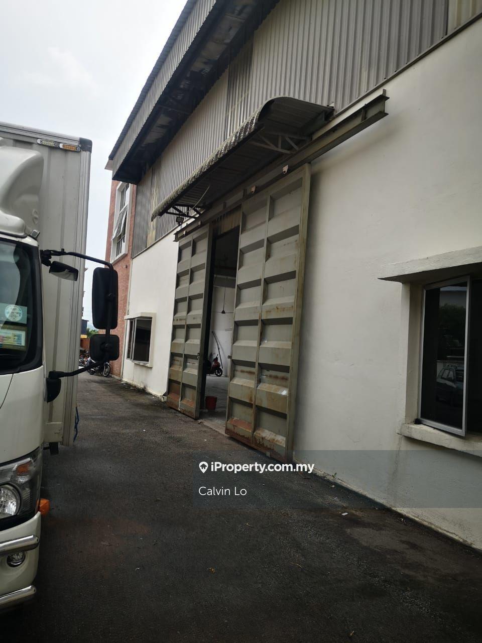 Semi-D Kilang untuk Dijual di Rawang Corporate Industrial Park, Rawang oleh Calvin Lo - iProperty.com.my