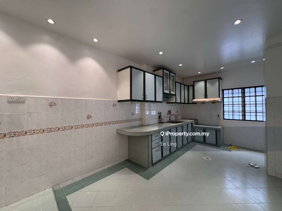 Rumah Berangkai 2.5 Tingkat untuk Disewa di BANDAR PUCHONG JAYA, Puchong oleh Ee Ling - iProperty.com.my
