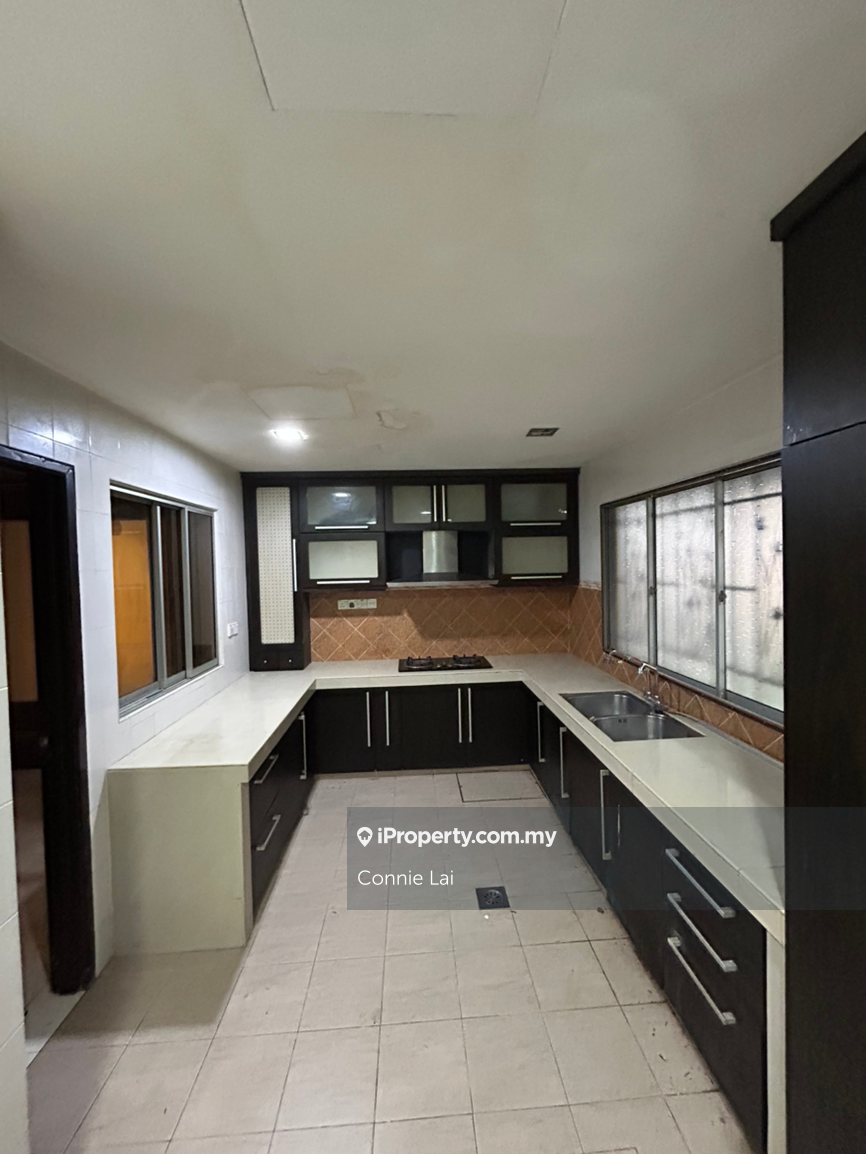 Rumah Berangkai 2 Tingkat untuk Dijual di Bukit Rahman Putra, Sungai Buloh oleh Connie Lai - iProperty.com.my