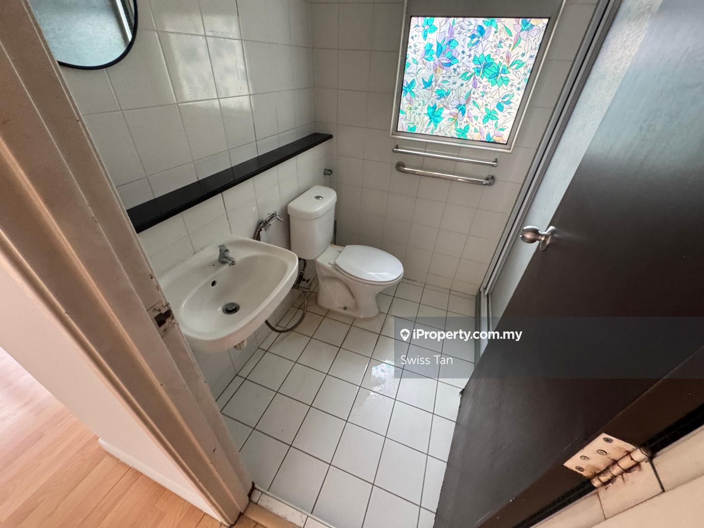 Condominium for Sale in The Tamarind by Swiss Tan - iProperty.com.my