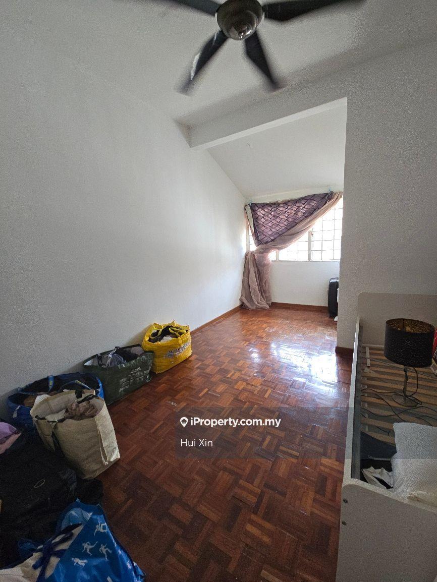 2-storey Terraced House for Sale in Bandar Putra Permai, Seri Kembangan by Hui Xin - iProperty.com.my