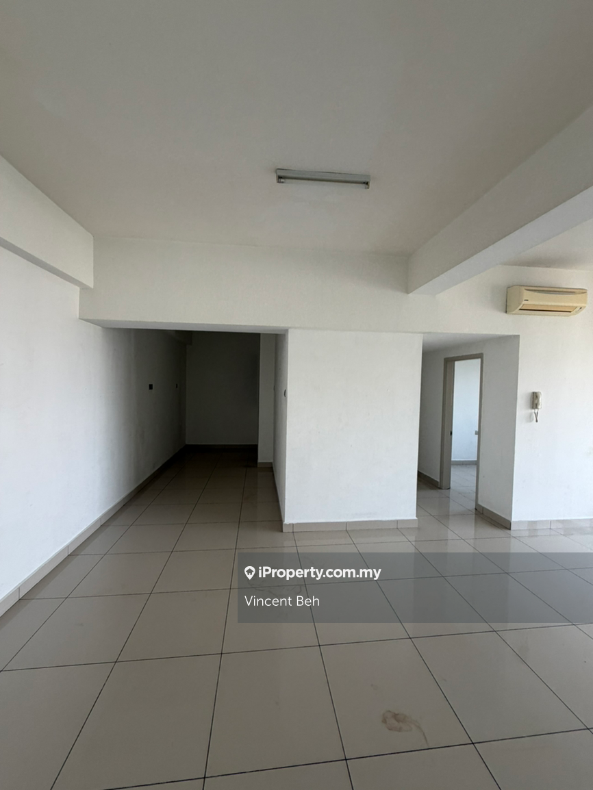 Kondominium untuk Disewa di Residence 8 oleh Vincent Beh - iProperty.com.my