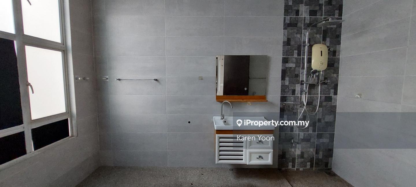 Bungalow House for Sale in Kemuning Utama, Shah Alam by Karen Yoon - iProperty.com.my