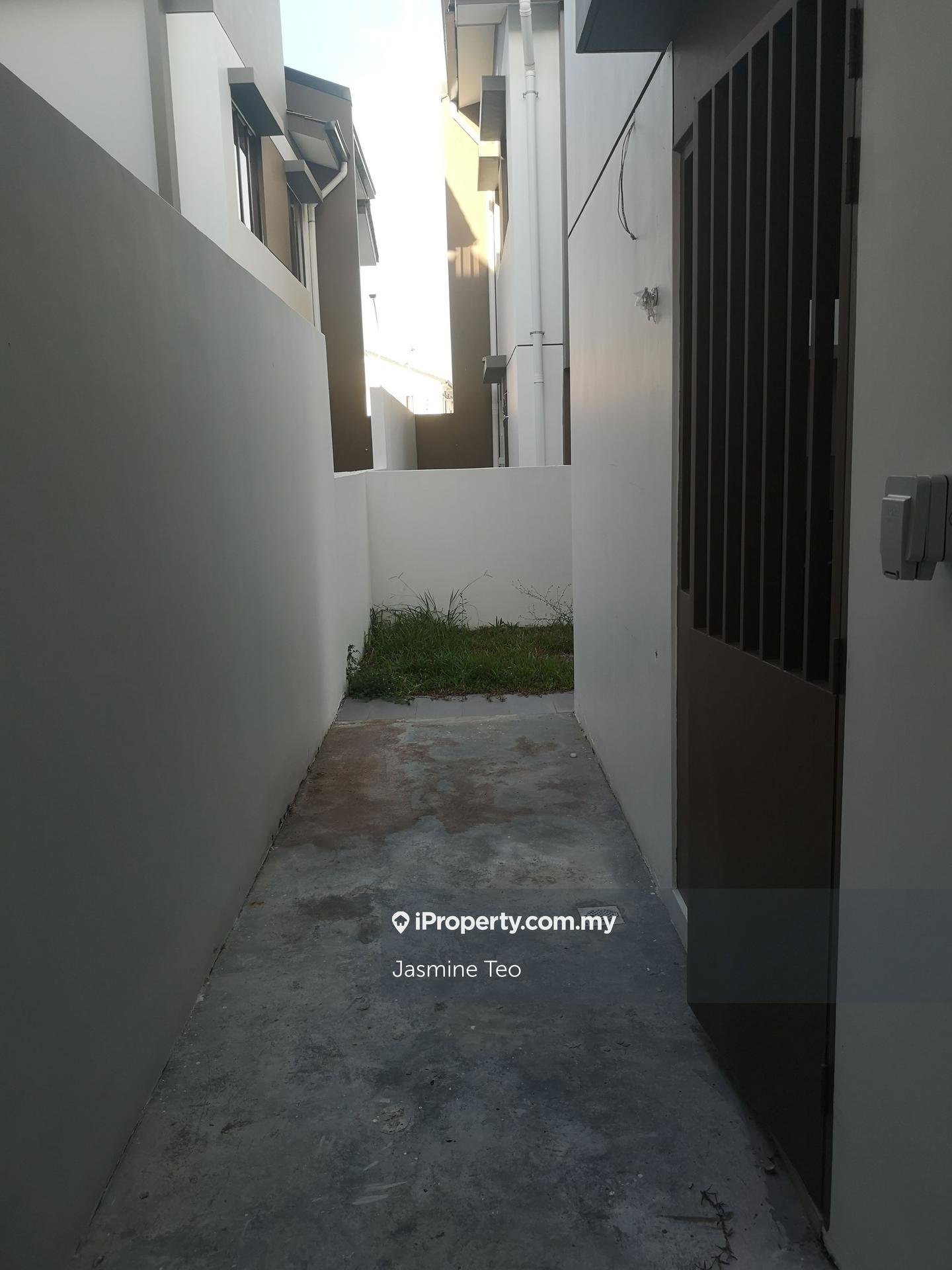 Semi-Detached House for Sale in Setia Utama 4, Bywater, Setia Alam by Jasmine Teo - iProperty.com.my