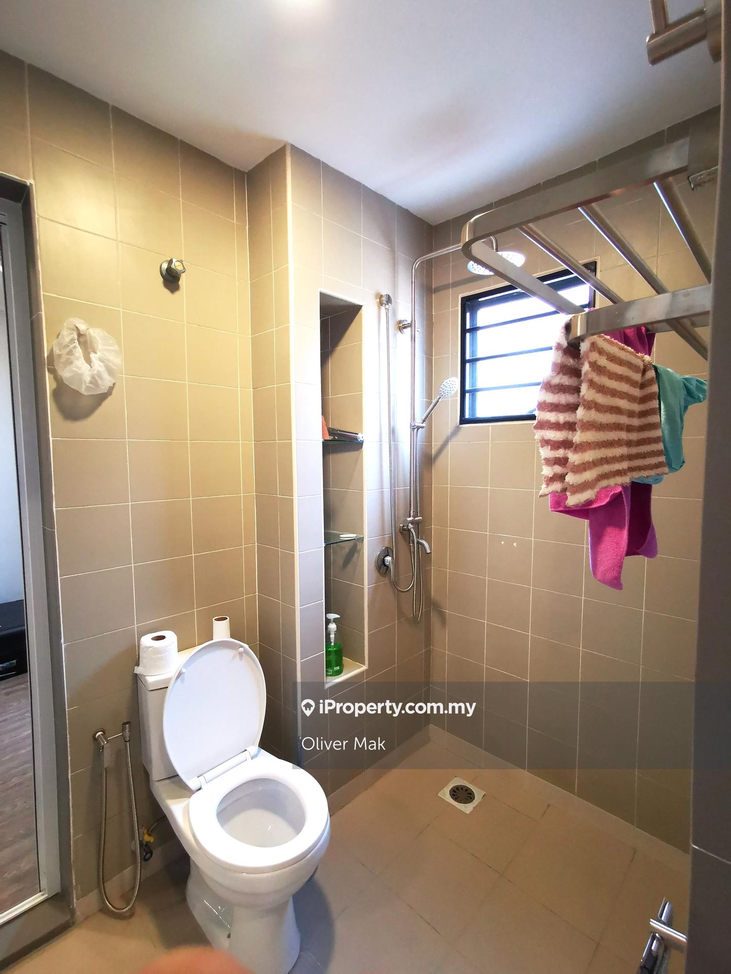 Rumah Berangkai 3 Tingkat untuk Dijual di Taman Esplanad, Bukit Jalil oleh Oliver Mak - iProperty.com.my