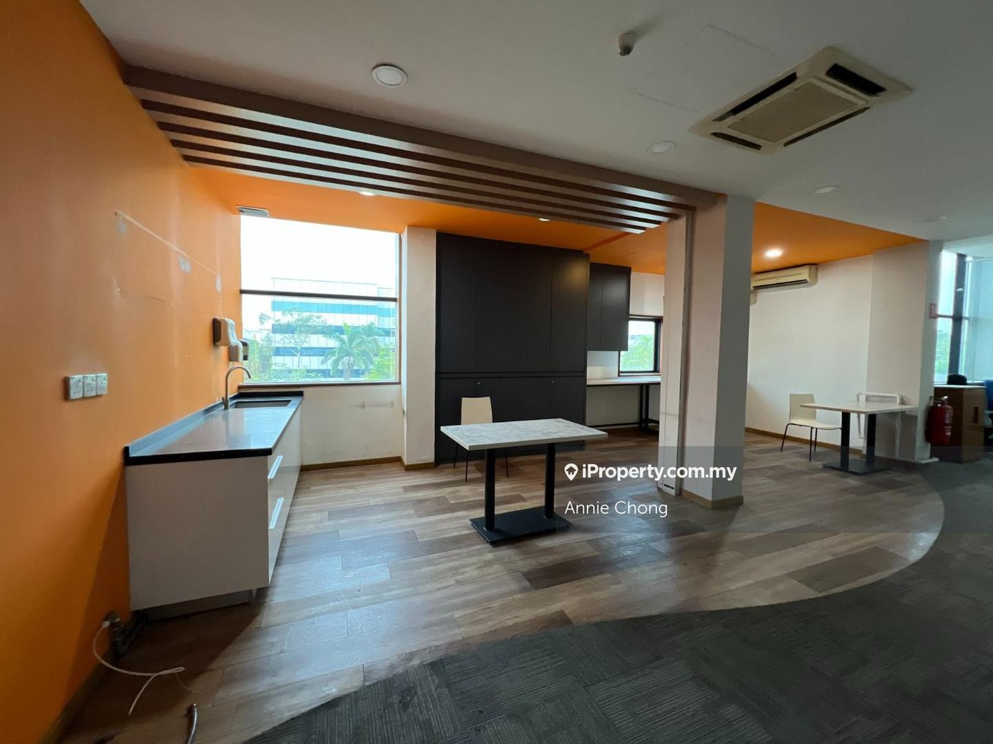 Gudang untuk Disewa di Seksyen 51a, Petaling Jaya oleh Annie Chong - iProperty.com.my